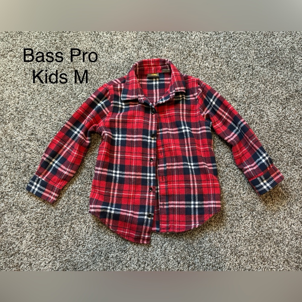 Bass pro kids size M